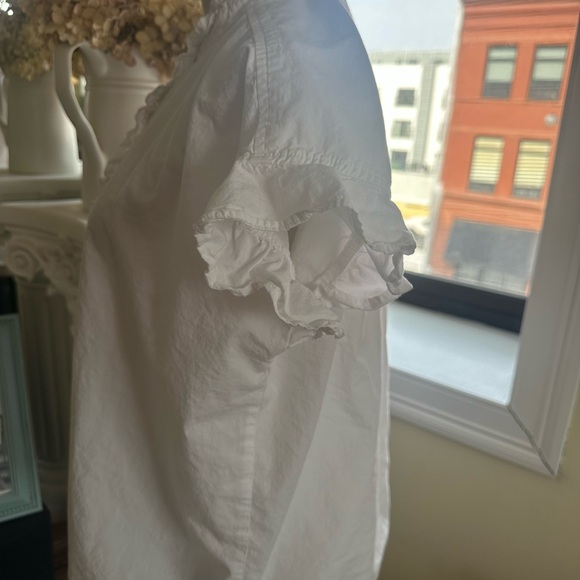 Chic White Ruffle Blouse - Picture 5 of 5